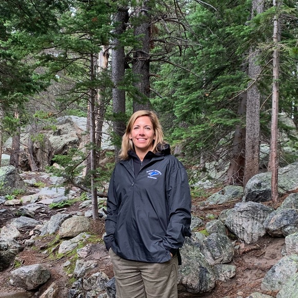 Meet your Posher, Tricia - Picture 1 of 1